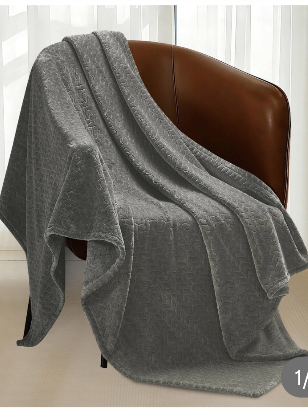 (6) Monte &Jardin Jacquard Throw